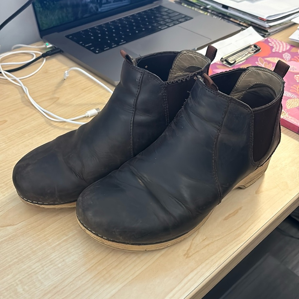 Dansko Becka Chelsea boots